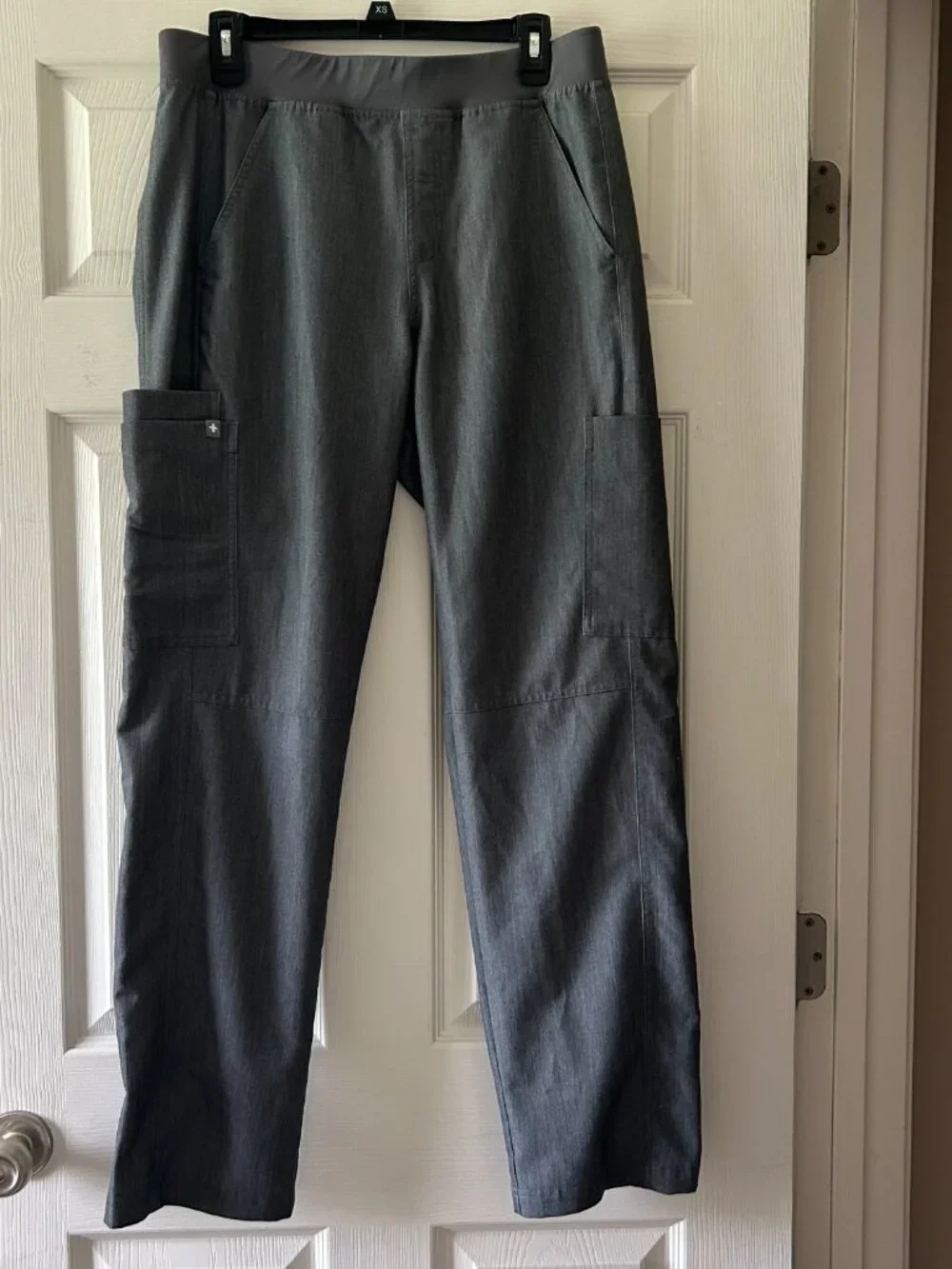 Figs Axim Straight-Leg Cargo Scrub Pant Mens Size Medium Medical Dental Vet